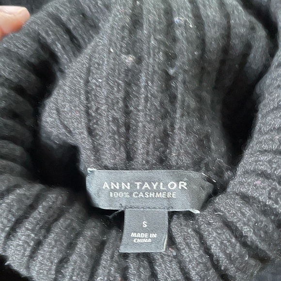 Ann Taylor Cashmere Turtleneck Sweater - Picture 8 of 8
